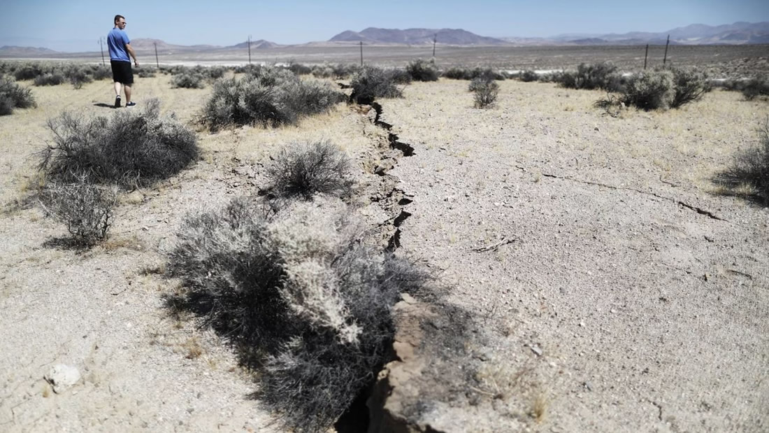 Rupturas en fallas de California causadas por el terremoto son muy extrañas, dicen geólogos