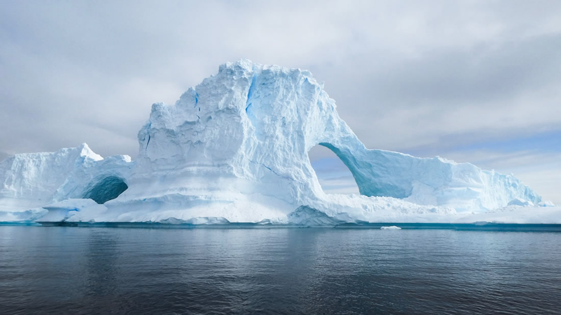 Científicos se preparan para perforar el hielo de millones de años de la Antártida