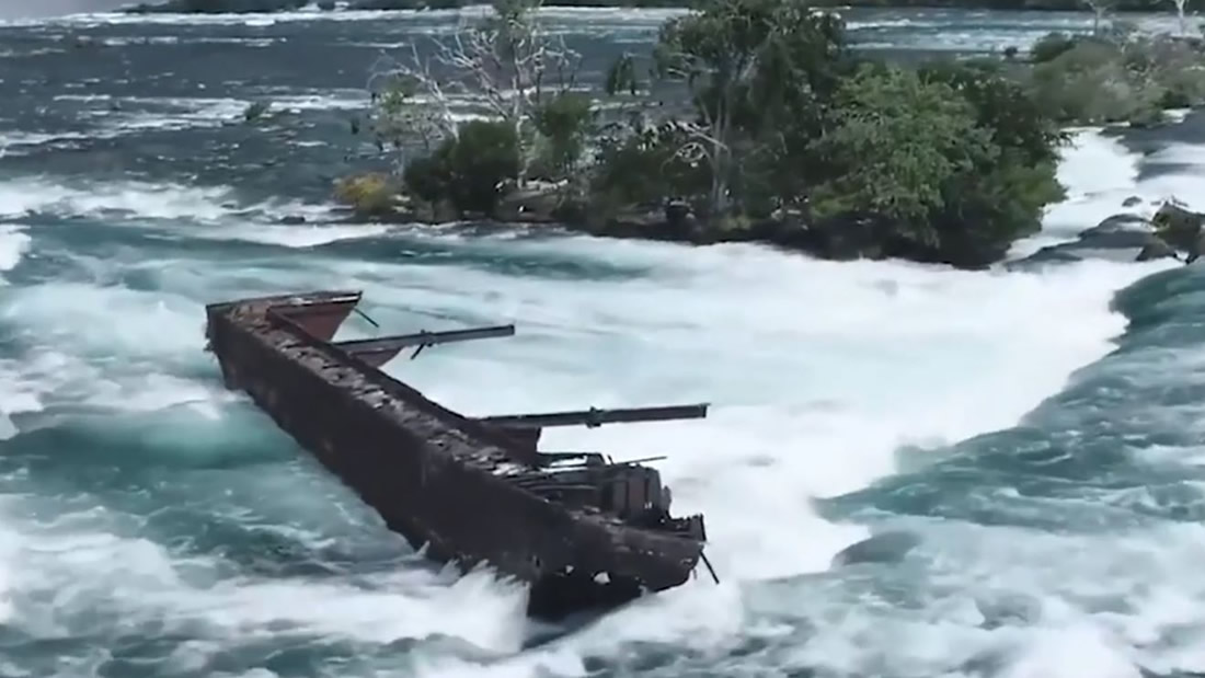 Aparece luego de 100 años un barco en las Cataratas del Niágara