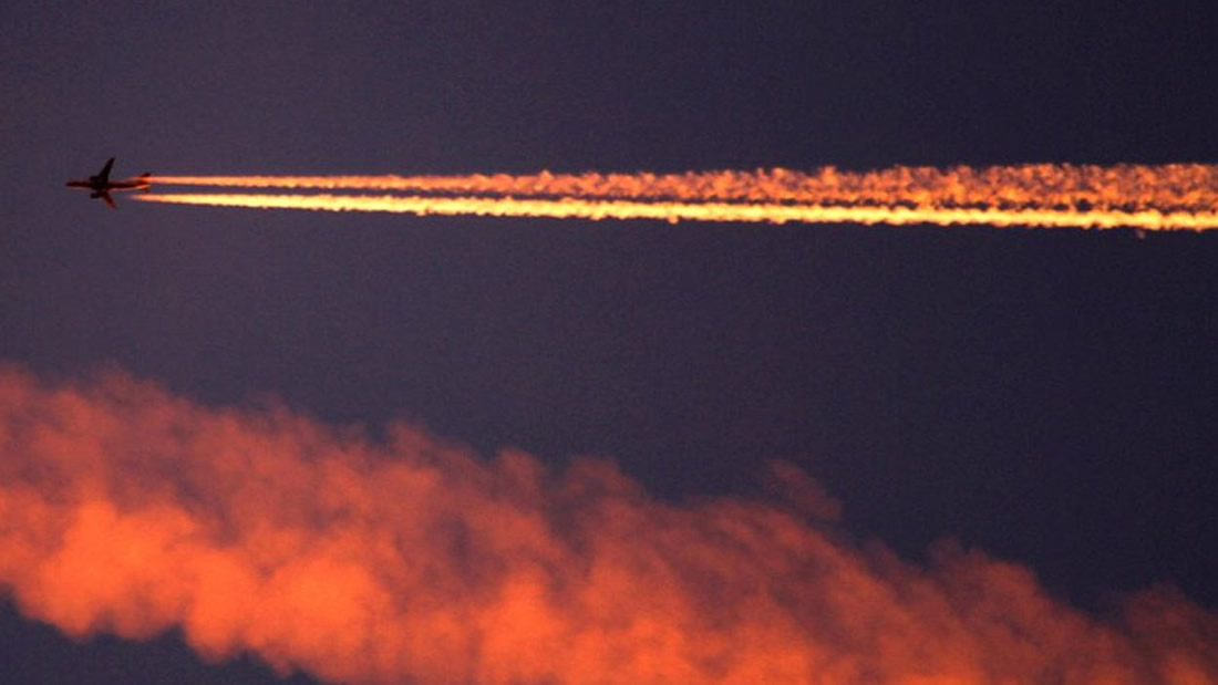 Las estelas de avión inciden dramáticamente en el calentamiento global