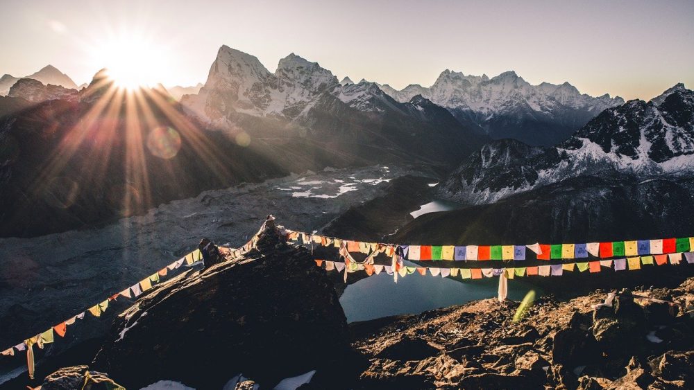 Incluso el Monte Everest está contaminado con microplásticos